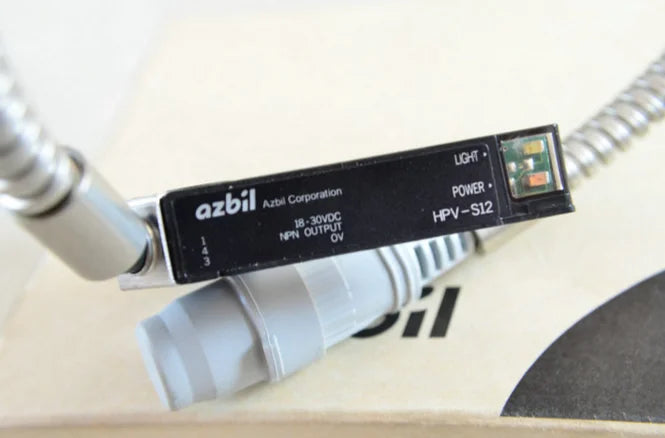 HPV-S12 HPVS12 1PC New Yamatake / Azbil Photoelectric Switch free shipping