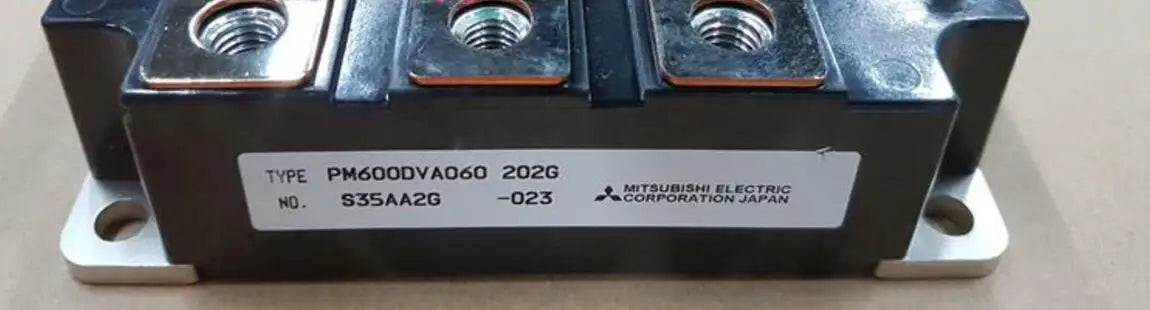 NEW MITSUBISHI 1PCS PM600DVA060 MOSFET Free shipping