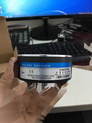 1pc new ZKT825-302J1200BZ2/24C