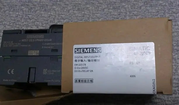 6ES7 223-1PH22-0XA8 6ES7223-1PH22-0XA8 New in box SIEMENS PLC free shipping