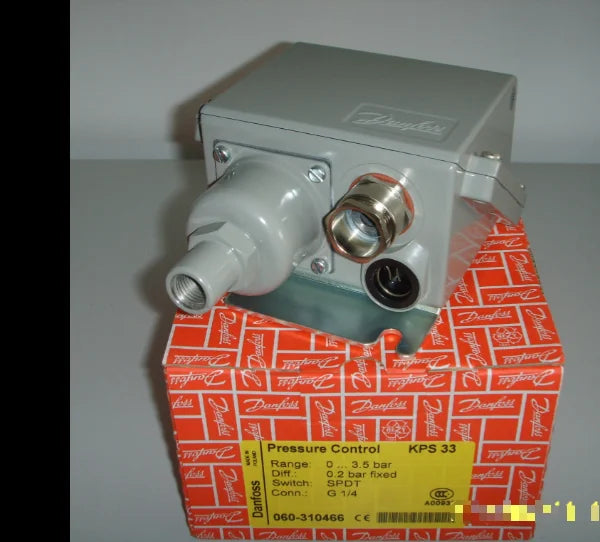New Danfoss KPS33 060-310466 Temperature controller free shipping