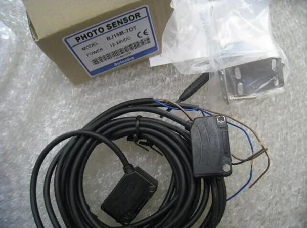 BJ15M-TDT BJ15MTDT 1PC NEW Autonics Photoelectric Sensor free ship