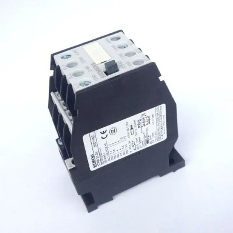 1PC  NEW   SIEMENS   3TF4031-0XM0   3TF40 31-0XM0   220V  free shipping
