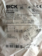 New  SICK  Photoelectric  switch  sensor GRL18-P1132  free shipping