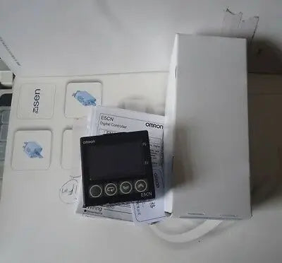 Omron PLC E5CN-C2MP-500 New In Box