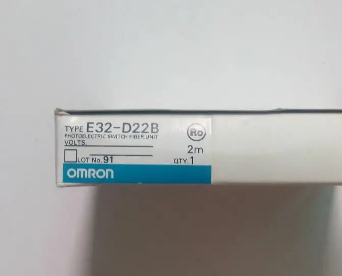 E32-D22B E32D22B 1PC New OMRON fiber optic sensor free shipping