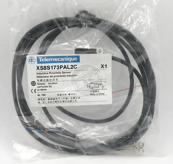 XS8S173PAL2C 1PC NEW IN BOX Telemecanique Limit Switch free shipping