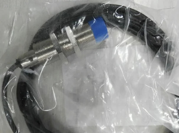 IME18-12NPSZW2S IME1812NPSZW2S NEW SICK proximity switches free shipping
