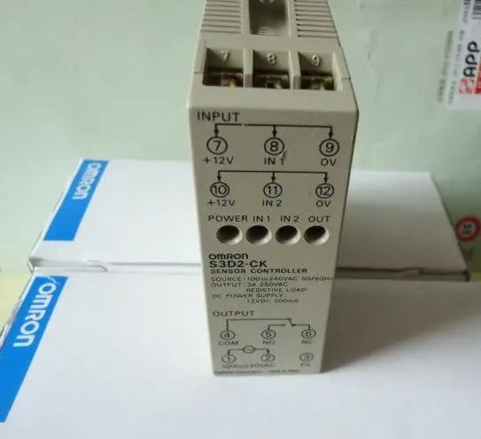 S3D2-CK S3D2 CK 100-240VAC New Omron Sensor Controller free shipping
