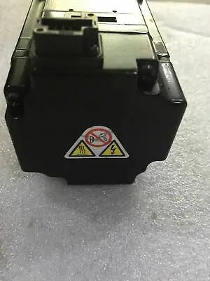 1pc new Yaskawa SGDMJV-04ADA21 400W