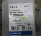 E3Z-LL86 E3ZLL86 1PC New OMRON Photoelectric Switch 12-24VDC free shipping