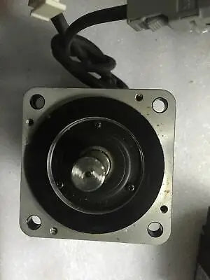 1pc new Yaskawa SGMPH-04A1A21