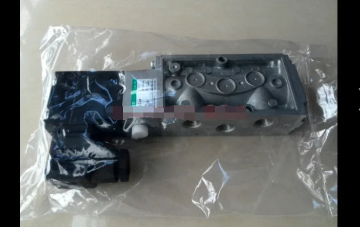 1PC NEW CKD 4F310-08 DC24V free shipping