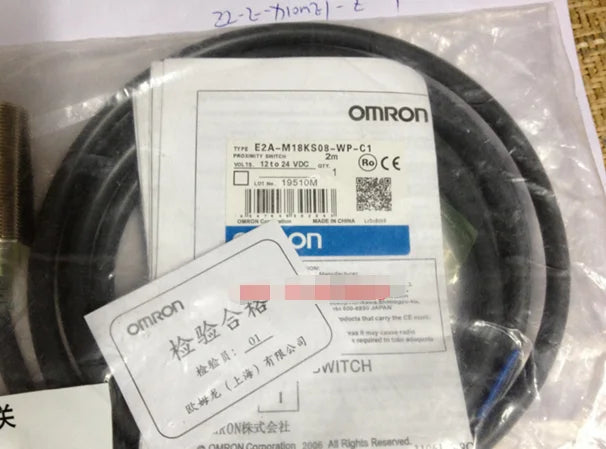 E2A-M18KS08-WP-C1 12-24VDC NEW Omron Proximity Switch free ship