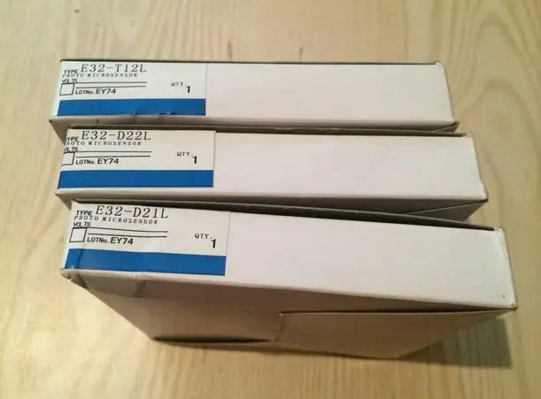 E32-T12L E32 T12L 1PC New Omron Photoelectric Switch Fiber Unit free shipping