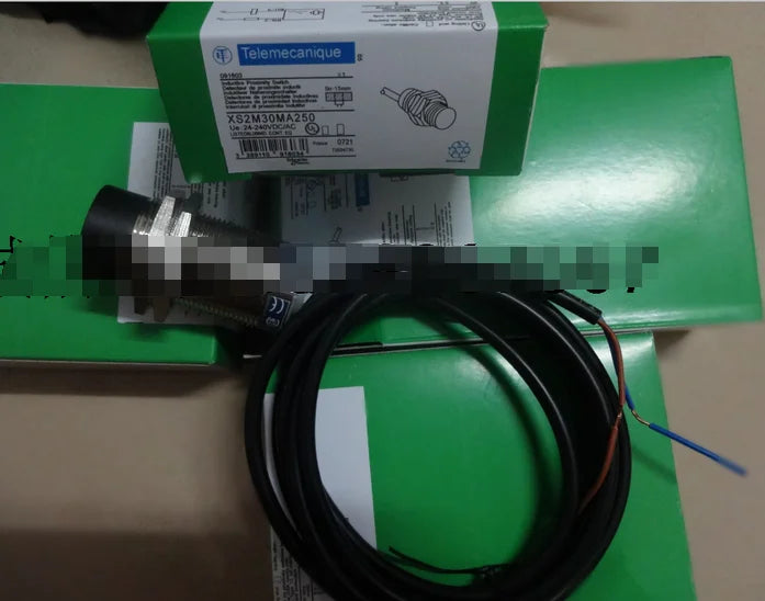 XS2M30MA250 1PC NEW Schneider