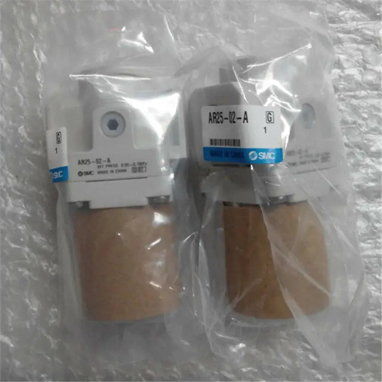 New SMC AR25-02-A Pressure reducing valve free shipping