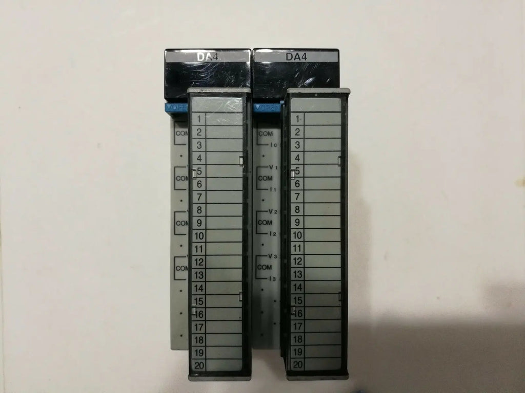 FP2-DA4 FP2DA4 module Panasonic PLC Used