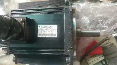 1pc new Yaskawa SGMGH 09ACA61 09ACA6C