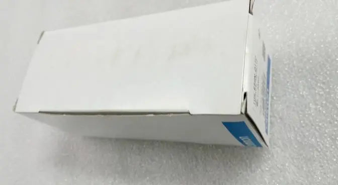 E5GN-Q1TC E5GNQ1TC New Omron Temperature Controller 100-240 VAC free shipping