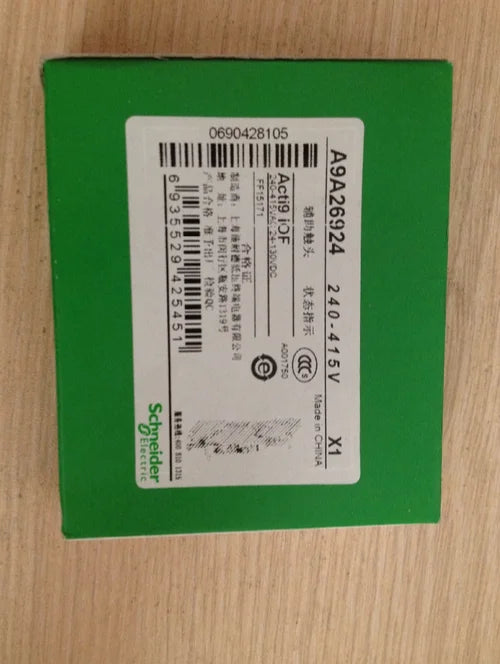 A9A26924 1PC New Schneider auxiliary switch free shipping