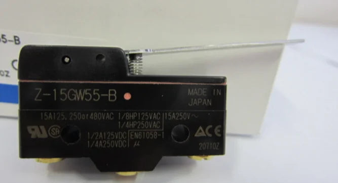 Z-15GW55-B Z15GW55B New Omron Micro switch free ship