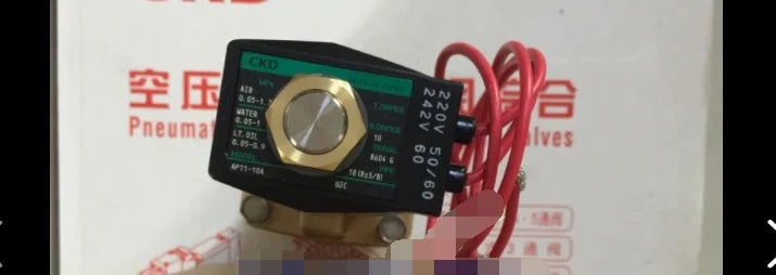 1PC  NEW  CKD  AP11-10A-B2C-AC220V  AP11-10A-B2C  AC220V  free  shipping