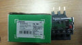 LRE04N New in box Schneider thermal relay free shipping