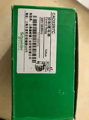 CA-D32M7C CAD32M7C 1Pcs NEW Schneider 220V Contactor free shipping