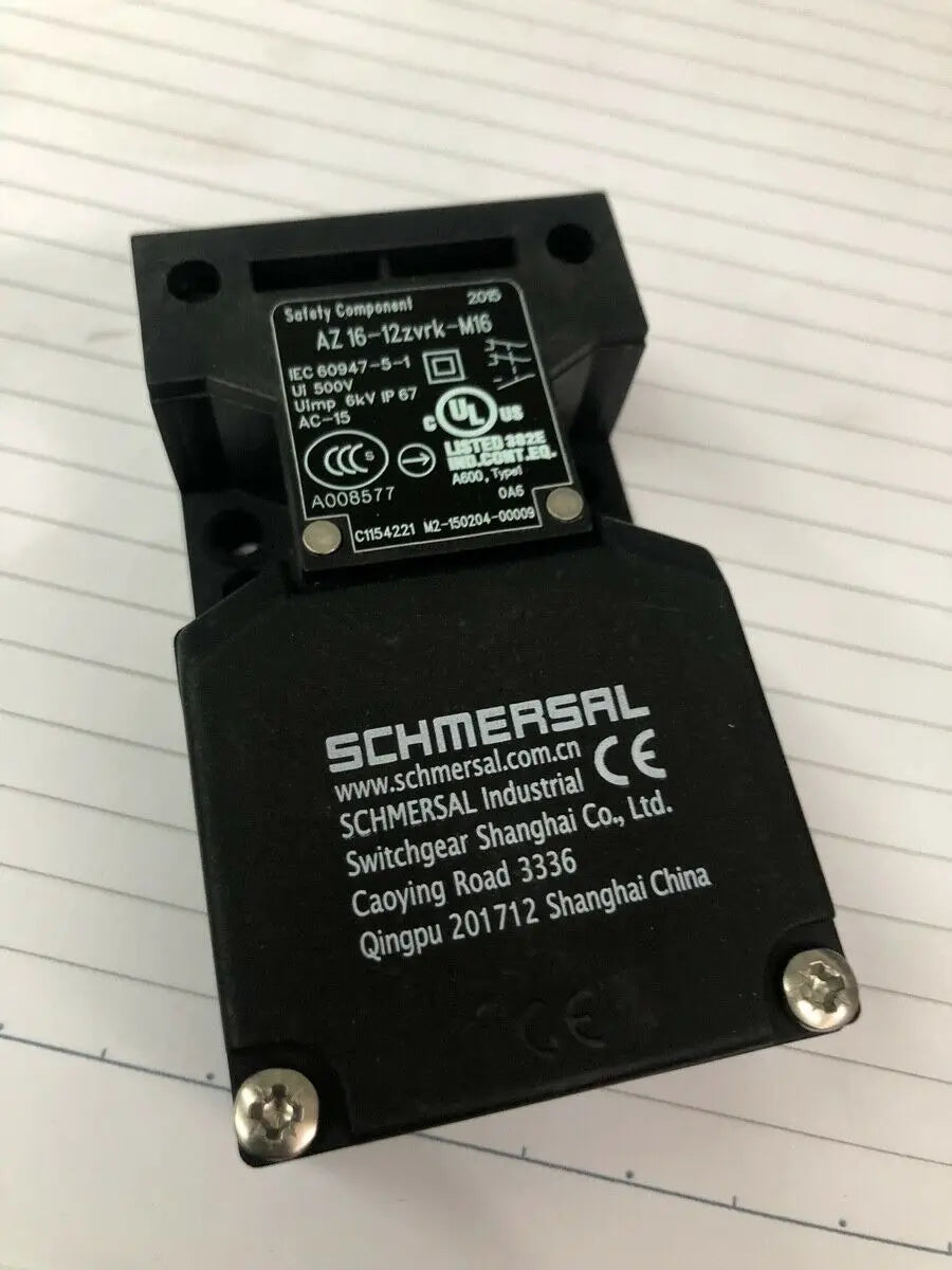 1PC NEW SCHMERSAL AZ 16-12ZVRK-M16 free shipping