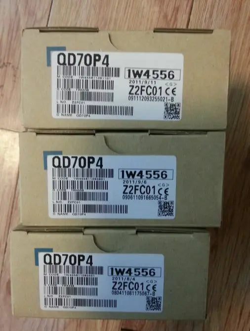 QD70P4 1PC New In Box MITSUBISHI PLC free shipping