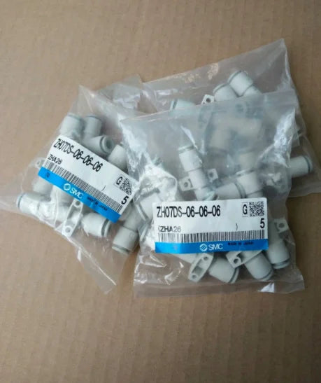 New  SMC ZH07DS-06-06-06  vacuum generator  free shipping