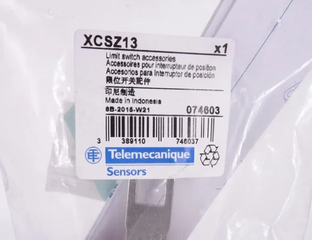 XCSZ13 1PC NEW Schneider