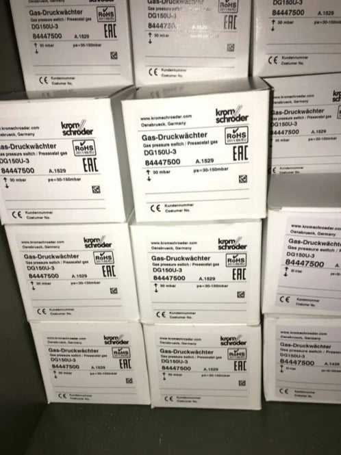 DG50U-3 DG50U3 1PC New Krom schroder pressure switch free ship