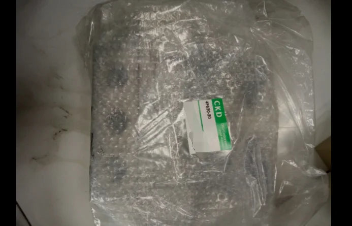 1PC NEW CKD 4F630-20-AC220V 4F630-20 AC220V free shipping