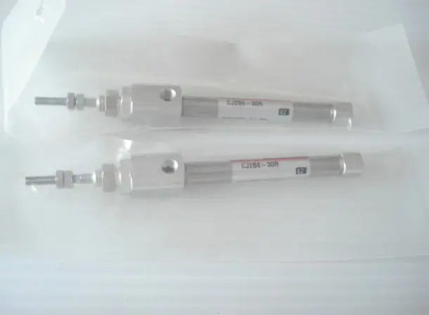 1pcs New in box SMC CJ2B6-30R CJ2B630R free shipping