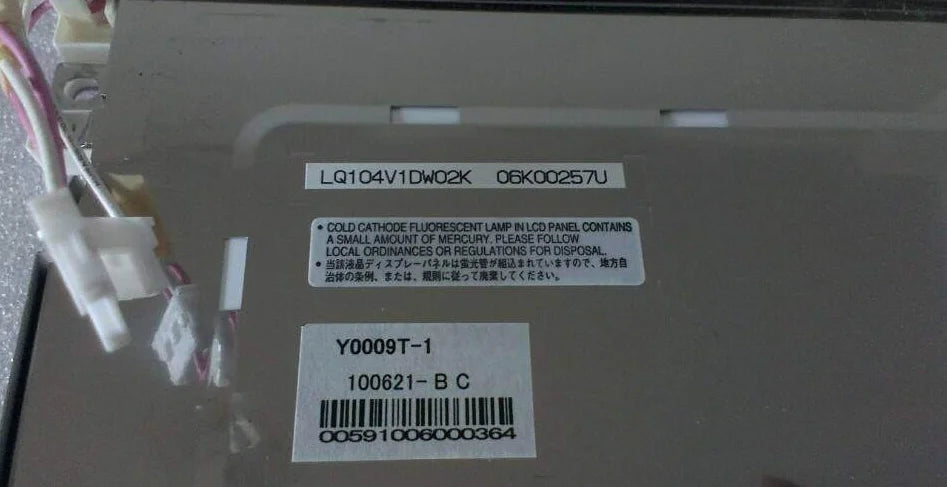 New SHARP LQ104V1DW02K LCD Display Screen free shipping