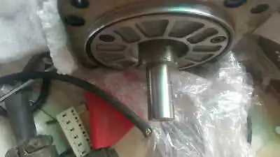1pc new Yaskawa SGMGH 09ACA61 09ACA6C