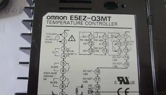 E5EZ-C3MT 1PC NEW Omron Temperature Controller 100-240VAC free shipping