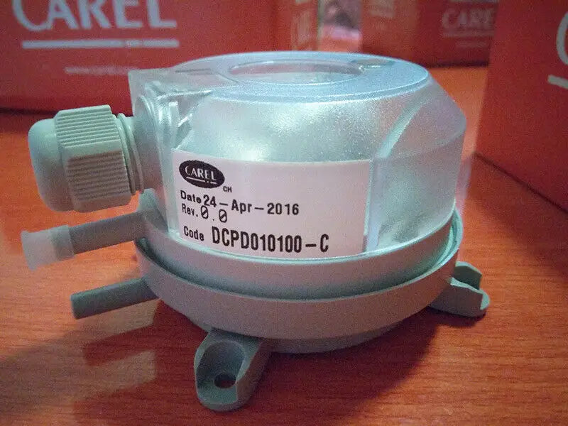 1PC NEW CAREL DCPD010100-C DCPD000100 50-500PA free shipping