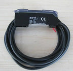 1PC New in box Keyence AP-V41AW AP V41AW free shipping
