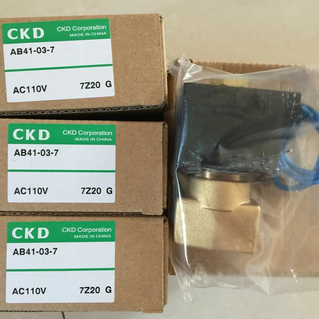 1PC  NEW  CKD   AB41-03-7-AC110V  AB41-03-7  AC110V   free  shipping