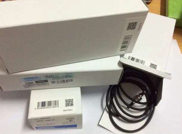 D5B-5011 D5B 5011 NEW IN BOX Omron PLC free shipping