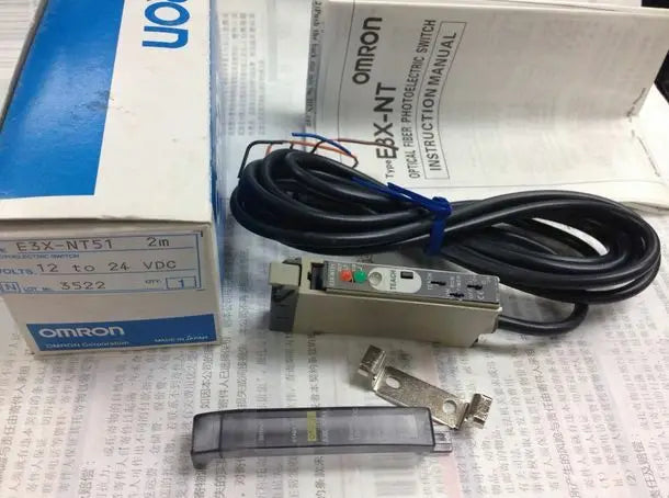 E3X-NT51 E3X NT51 NEW IN BOX Omron PLC fiber amplifier free shipping