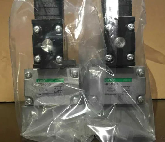 1PC  NEW  CKD  4F510-15-AC110V    4F510-15   AC110V   free  shipping