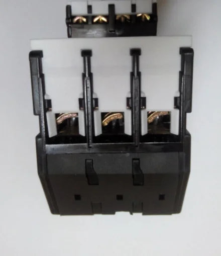 1PC  NEW   Tianshui 213   JRS4-80363d   63-80A   free  shipping