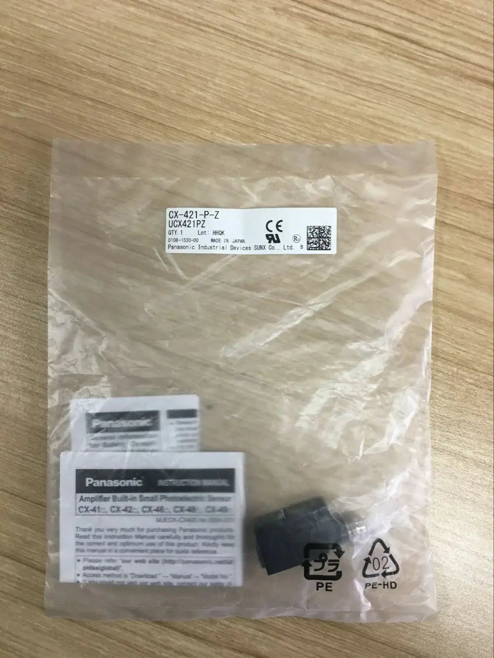 New  Panasonic SUNX  Photoelectric Sensor  CX-421-P-Z  free shipping