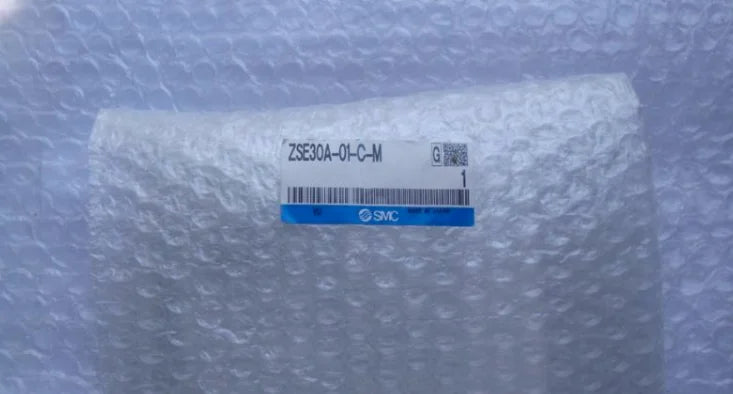 New  SMC Pressure sensor ZSE30A-01-C-M  free shipping