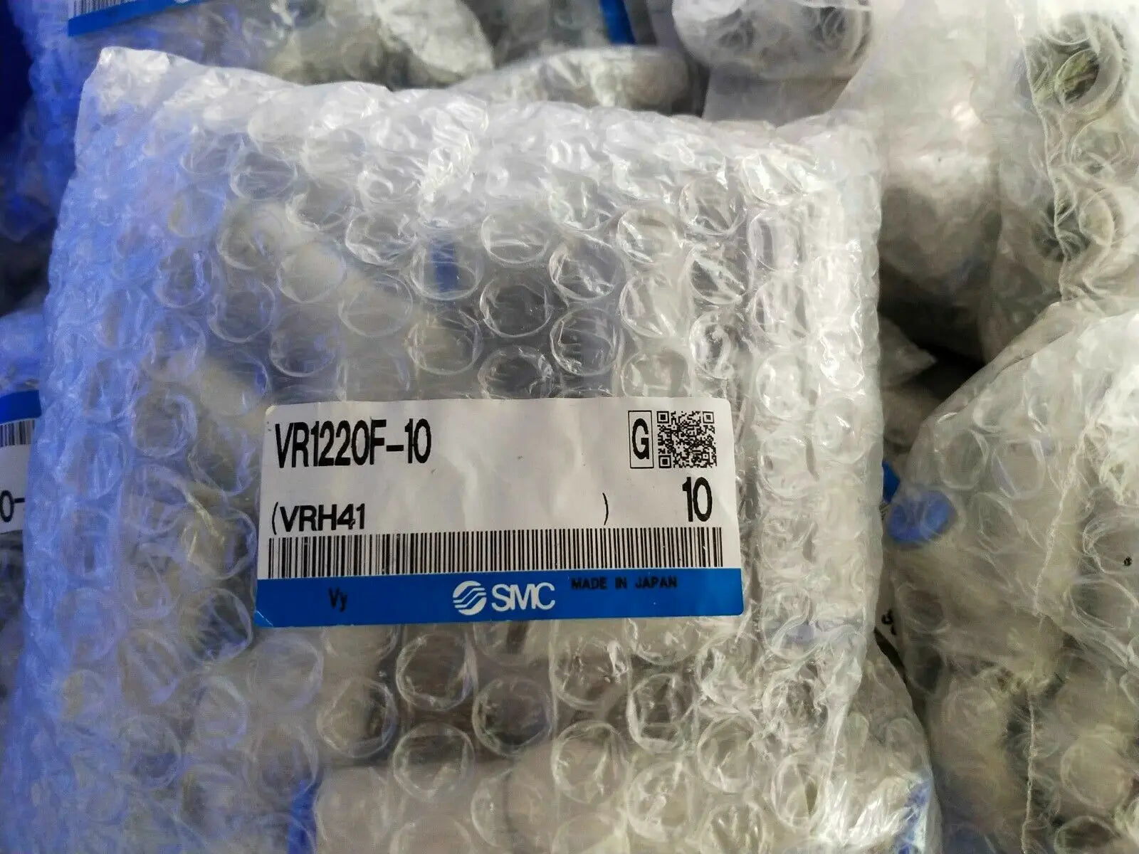 1PC NEW SMC VR1220F-10 free shipping