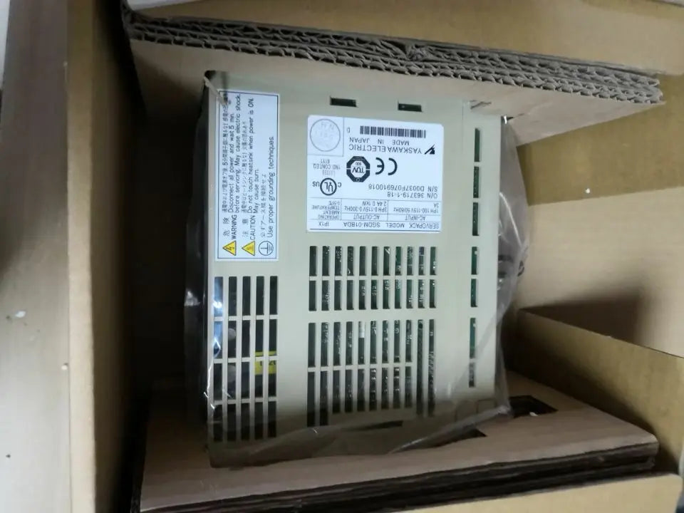 1PC new Yaskawa SGDM-01BDA free shipping